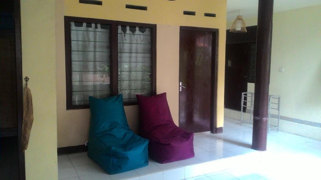 गेस्ट हाउस Liang House And 3*